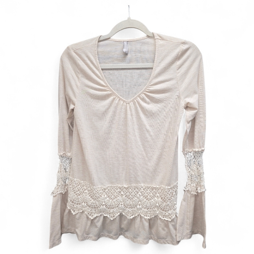 Vanity Boho Lace Trim Top Small Cream Beige V-Neck Long Sleeve Cottagecore Soft